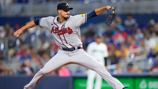 Sep 17, 2023; Miami, Florida, USA; Atlanta Braves starting pitcher Charlie Morton (50) throws a pitch against the Miami Marlins during the first inning at loanDepot Park.